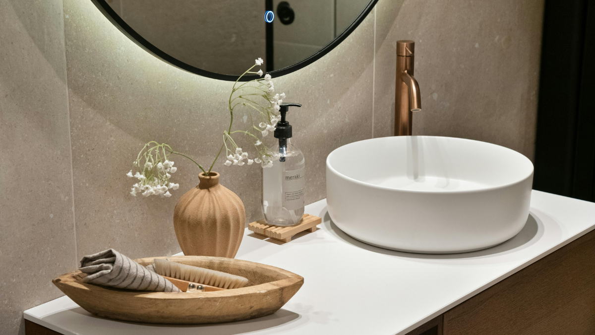 Mała łazienka w bloku